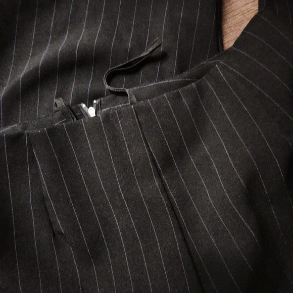 Black lavender pinstriped dress pants , high waisted , sz 12 - Picture 3 of 3